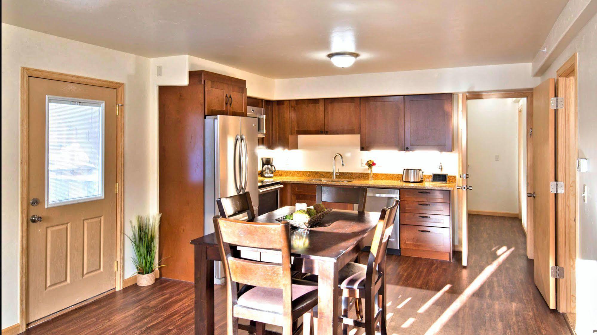 Mein Haus Bed & Breakfast 埃文 外观 照片