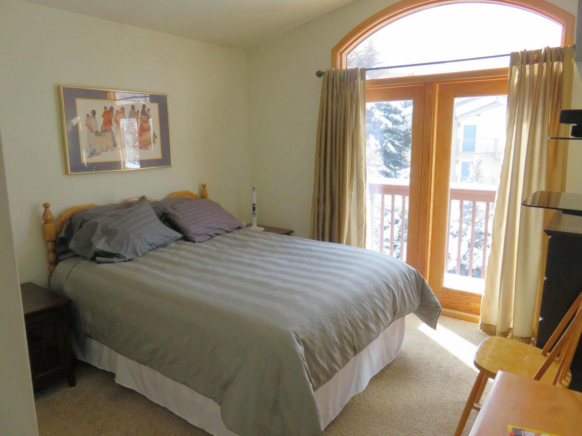 Mein Haus Bed & Breakfast 埃文 外观 照片